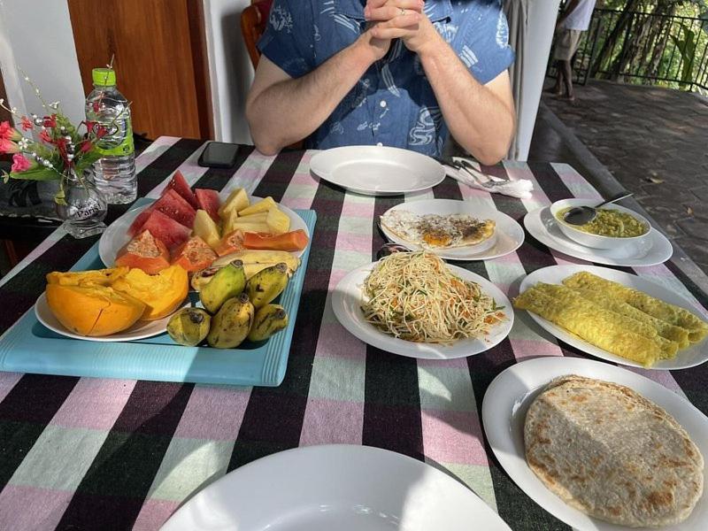 Rose Dale Homestay Элла Экстерьер фото